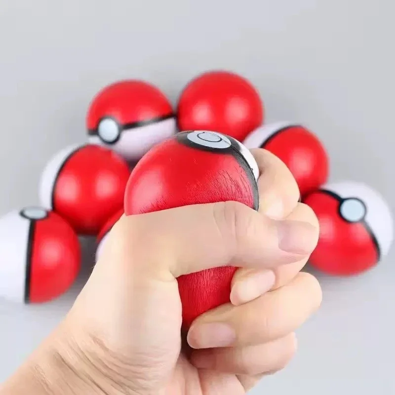Popularna piłka antystresowa P – Interactive Squeaky Plush Dog Toy recenzja i cena